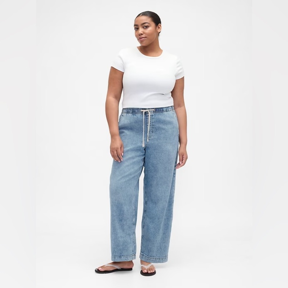 NWT! GAP Light Wash High Rise Pull-On Wide-Leg Jeans - Size Small 🩷 #805640 - Picture 5 of 10